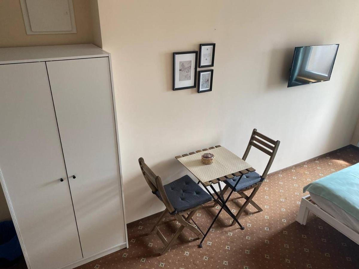 Apartamenty Dobra Noc Przy Wawelu 2 Bedrooms Krakow Luaran gambar