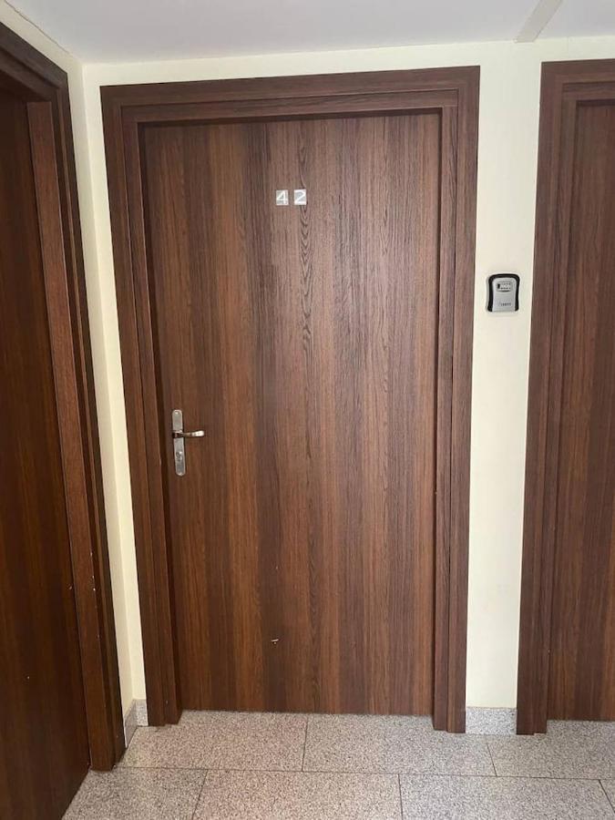Apartamenty Dobra Noc Przy Wawelu 2 Bedrooms Krakow Luaran gambar