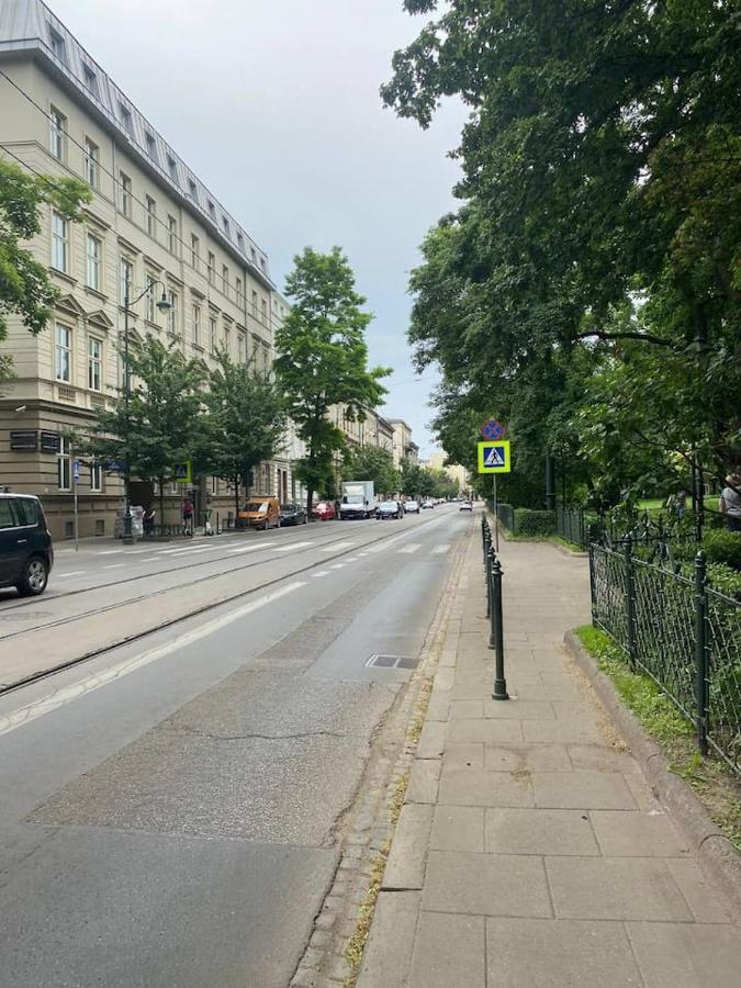 Apartamenty Dobra Noc Przy Wawelu 2 Bedrooms Krakow Luaran gambar
