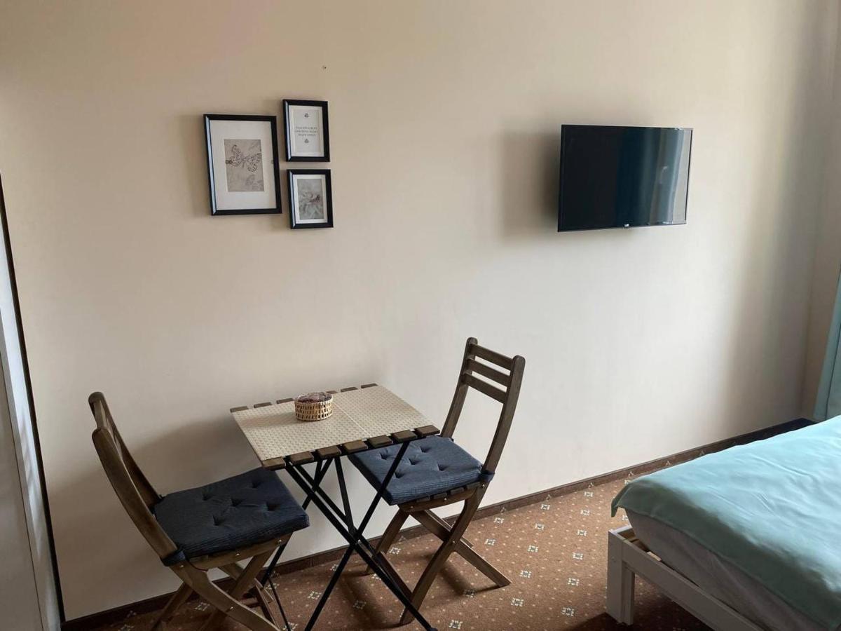 Apartamenty Dobra Noc Przy Wawelu 2 Bedrooms Krakow Luaran gambar