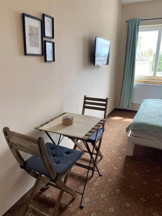 Apartamenty Dobra Noc Przy Wawelu 2 Bedrooms Krakow Luaran gambar